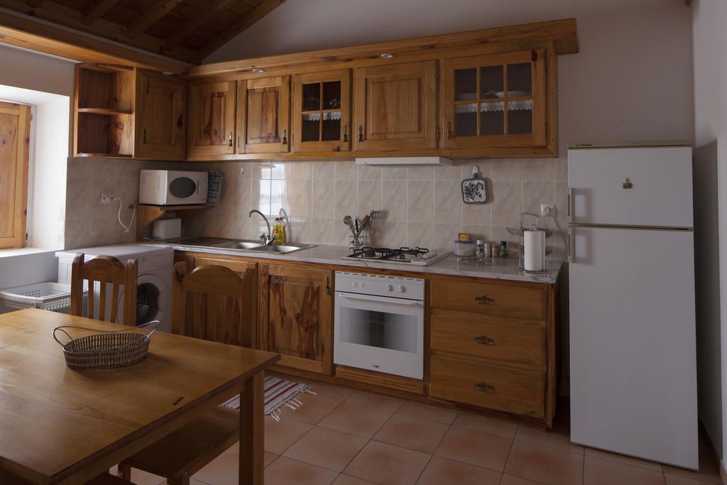 Гостевой дом Casa Do Ze - Al Manadas Экстерьер фото